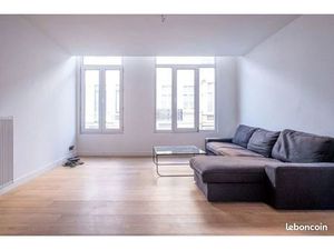 Location d'un appartement non meublé 13002 Marseille  France