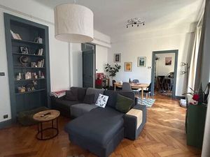 Appartement 3 pièces 80m2 à 300m de la gare