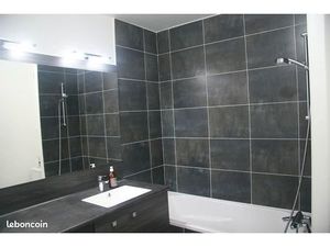 Clichy  entrée de ville  très lumineux