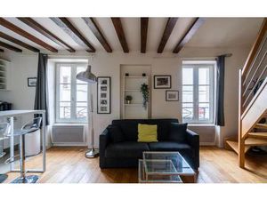 Location appartement 1 pièce 38 m² à Paris 18 (75018)