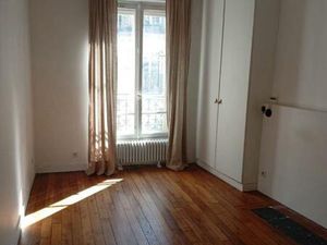 Location appartement 2 pièces 50 m² à Paris 18 (75018)