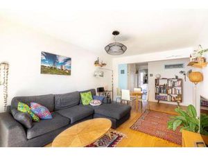 Location appartement 3 pièces 65 m² à Paris 18 (75018)