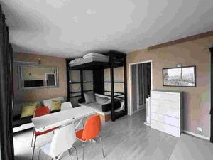 Location appartement 1 pièce 32 m² à Paris 19 (75019)