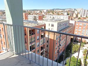 Appartement 55m2 T3 avec balcon et vue dégagée