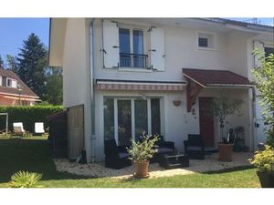 Location maison  112.5 m² T-4 à Saint-Genis-Pouilly  2 352 €