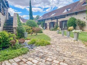 Maison de 14 pièces de 355 m² à Souppes-sur-Loing