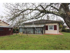 Mas Grenier  plain pied de 132 m2 + véranda et garage