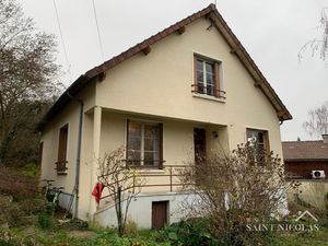 MEZY SUR SEINE Charmante maison année 1960 à rénover  potent