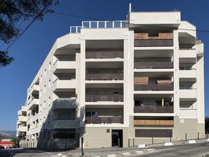 T2 avec balcon et parking à LA SEYNE SUR MER