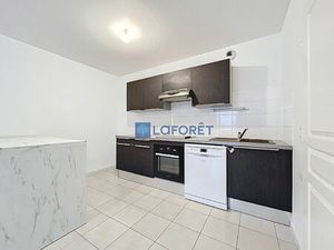 Appartement Saint-pierre-du-perray 3 pièces 60m2