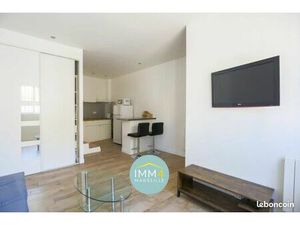 Studio 1 pièce 28 m²