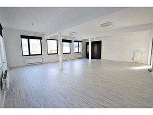 IMMO REGARD - Une porte qui s'ouvre - 02 653 09 40