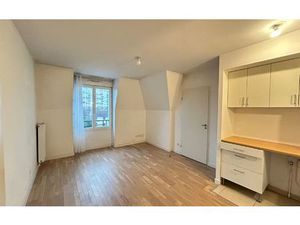 Location appartement  38.79 m² T-2 à Châtillon  1 025 €