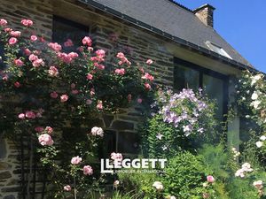 Maison 6 pièce(s)  CARENTOIR