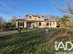 Vente maison 8 pièces 189 m² Valence-en-Poitou (86700)