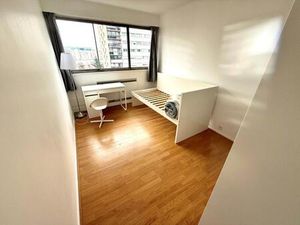 Location appartement 1 pièce 94 m² à Fontenay-sous-Bois (94120)