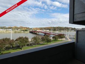 Beau duplex 3 chambres dans immeuble contemporain