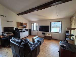 VILLAGE MONTAGNE NOIRE MAISON EN PIERRE