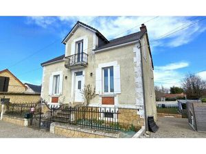 Maison rénovée de 115 m²  située à 5 minutes à pied du centre-ville