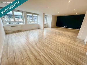 Loft 5 pièces 127 m²