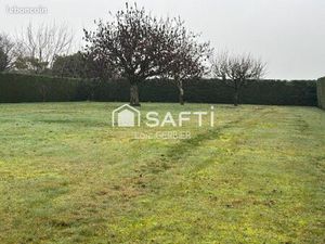 Terrain 956 m² MONNAIE