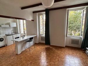 Location Charmant T1 bis lumineux Chartreux Marseille 4ème