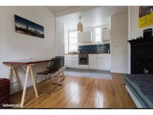 Paris 19e – 2 pièces meublé 35 m² – Vue canal & Montmartre