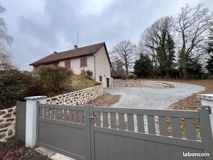 Annonce location maison 120 m² avec sous-sol et terrain
