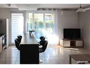 Appartement meublé à AGROPARC avec Jardin