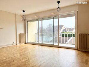 Grand T2 lumineux avec balcon et cave à Rambouillet