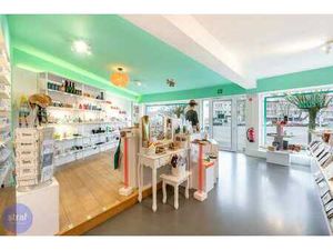 Handelspand te koop op Linkeroever