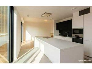 Centre-ville - magnifique penthouse avec terrasse et parking