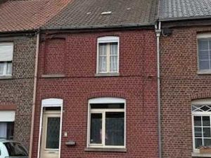 Maison d'habitation avec jardin