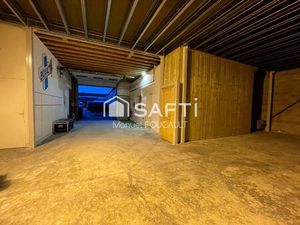 QUETIGNY - Local professionnel 6 pièces de 320 m2 - place de stationnement - proximité des