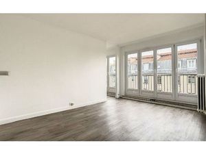 Location appartement  m² T-1 à Joinville-le-Pont  885 €