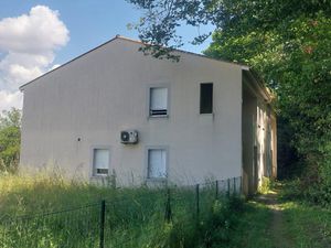 SAINT LOUBES - Appartement 4 pièces de 80 m2