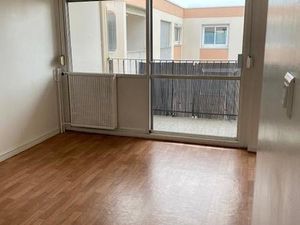 Appartement - 4ème étage - 92 m2 - 4 pièces - Non meublé
