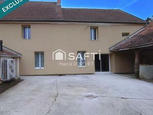 Vous avez besoin d'espace!! Cette maison est faite pour vous