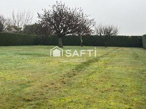 Terrain constructible 956 m² – Monnaie – Libre constructeur – Non viabilisé