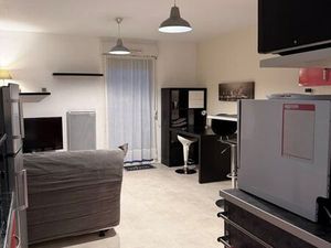 À louer – Appartement 2 pièces 42 m² avec balcons  parking et ascenseur