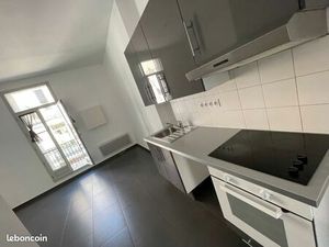 Sète location T3 traversant