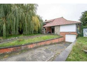 Maison d'habitation avec jardin