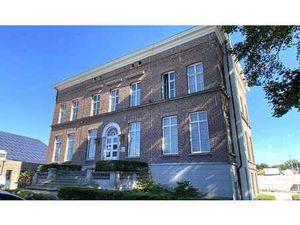 Bureaux à louer dans l'ancienne maison du directeur à Gand.