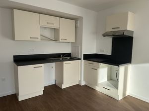 À Moissy-Cramayel  APPARTEMENT F4 MEUBLE