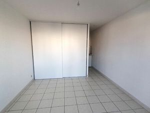 PESSAC Rue Chiquet Corneille STUDIO rdc 20 m2