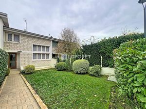 MAISON ST CYR L ECOLE - 4 pièce(s) - 74 m2