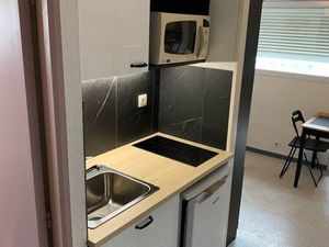 Studio meublé en location quartier hôpital / université
