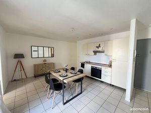 ? T3 lumineux 57 m² + grande cour privative – à 2 min de la gare de Saint-Quentin