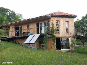 Maison à partager avec participation modérée