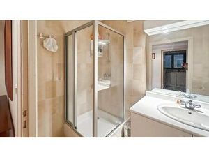 Appartement de 4 pièces de 89 6 m² situé à Deauville